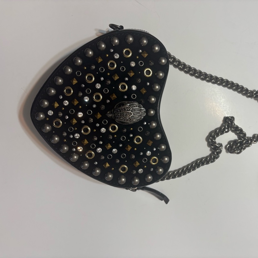 STUD KENSINGTON HEART BAG KURT GEIGER LONDON EUC